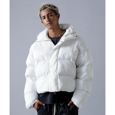 [^ԁF7845252383]DankeSchon_ȌƐꂽ{[͂́uxNYLON HOODED BLOUSONvBy₩ȒSnƍۉ𗼗ꒅŁA킩~̃AEghA܂ŕL􂵂܂BiCL̃cX|[eB̒ɃOWA[ȃ[hvXBƂVGbgƒ悢V[g̃oX▭ōۂȂo܂BPOINTyʂȂgȎdlxiCfނɂ㎿ȃcƂȂ₩Ƃ̂hbvV_[ŃbNXotg̓WbvƃXibv{^2d\ŕ̐Nh~j킸jZbNXŒp\ȃ~j}fUCSTYLE TIPEXg[gӎāAXEFbgpcJ[Spcƍ킹tȃX^CBEtɁAXbNX⃌U[pcƍ킹΁Al̃[hYX^COɂωBEt[hOɏoăC[hôA~̃C[X^CƂĂ߁BE^CgȃCi[Ƃ̃RgXgŃVGbg̃nyŁB̓~AԈႢȂwremBxiČ򂪁AVvȑɂQ̑݊^ĂꒅłBpbt@[WPbgɂ肪Ȗ؊ȂADankeschon炵ꂽ_Eu]B3FWJizCgEubNEuEjŁAꂼقȂ\y߂̂|CgIDankeSchonEEEDankeSchonƂ́Ãuh̊jƂȂL[[hD@digitaliyfW^A@ArchitectnN@neologismV\K@kittenishӂE@engrossingSD̓gݍ킹̂ɃhCcSchontAuḧӐ}Ɏ^ĂlBɊӂ̈Ӗ߁AuDankeSchoni肪Ƃ̈ӖjvƂĂBt@bṼe[}́uj[X^_[hvBɍR̂ł͂ȂA蔲󂯗ƂŃuhɌvf𒊏oAiȑfނƁAfW^CYȃOtBbN|킹RNVɗƂĂBȃVGbgAfBe[ւ̓OꂵƓɁAj[NŐVϋɓIɎB琶ݏoꂽíApIłRɓɓނ́B