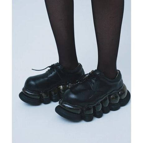 [^ԁF7845990715]MIKIO SAKABElĆuJewelryvV[YV삪oBۂܐ悪̃A[N zG[BǂȃR[fBl[gɂX^CbVȃANZgYĂ鑶݊Q̃fłB[t@[^ŃtF~jXg[gANVbN܂ŕLX^Cɓ݂܂BCAAJȂǂŔGƁAߗނɐFڂ肷邱Ƃ܂BMIKIO SAKABEEEE~LITJx͓{l̍╔OYƑpl̃VGEWFt@肪A_Ƃt@bVuhB╔OY2002NɃGX[hp𑲋ƁǍAg[vpAJf~[ɐiwAt@bVȂȂőƂBVGEWFt@̓xM[EubZ̃A[gXN[AEJu݊wɍ╔ƏoA2lŃuhݗB╔OYgroundsiOEYj̃VOl`[łA΂Az\[IȃV[YuJEWELRYvďCĂ邱ƂłLmĂB