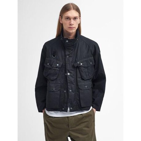 [^ԁF7814252256]Barbour ^ ouA[  "Heritage + ^ we[W vX" Modified Dryfly bNXRbg  242MWX2337Heritage{ Collection~^[A[NEFÃ}X^[s[XɃouA[̂cm`ꂽRNVBI[o[TCYtBbgx[XɃAbvf[gꂽfBeB[łBlĈXyCCXs[V󂯂čꂽZAE^[BƂƒނ̎ɒނp̒CEF[_[ƈꏏɒp邽߂ɃfUCꂽXyCB{͂ȗĵXyC_ɃAbvf[gBp˔lXȃ|Pbg␞Ƀh[R[hĂ܂BD݂ŐiăX^CςĂƂ\łB܂Z̃AE^[̓{gXI΂R[fBl[ggł̂ŁA񂵂̌\˔Ă܂Bf摜ɂĂ̓Tv𒅗pĂׁATCYƈقȂTCY𒅗pĂP[X܂B炩߂܂ByTCYzSTCYF`170cmMTCYF`175cmLTCYF`180cmW̌^ɂWXgTCXł̒pC[WłB߂ŒpꂽꍇTCỸTCY߂łByBarbour ^ ouA[zp㗬K̃AEghAECtX^ČuhłouA[́A1894NAWEouA[ɂCOhk̃TEXV[YőnƁBkC̕sȓV̌œv⋙tA`pJ҂̂߂ɁAIChNX񋟂̂n܂łB̊vVIȃIChNX̖hWPbg͑ϋvAuԂɃouA[̖L߂Ă܂BꎟA񎟐E풆ɂ́AhpRɋĂA̍@\́A񎟐E펞AW[WEtBbvтɂA̓EX̌Ƃč̗pꂽƂbؖĂ܂B