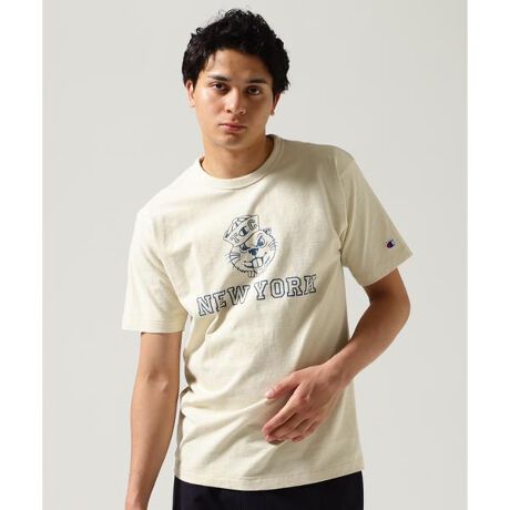 [^ԁF7815134202]Champion^`sI SHORT SLEEVE T-SHIRT Champion^`sI   SHORT SLEEVE T-SHIRT C3-B334ɔzĐYꂽTXeiuȃAJȂgpAuXuvƌĂ΂\ʂɃ̂鎅ƌ҂AhC^b`̃V[gX[uTVcłBI[ZeBbNȃVGbgŁAnߌɁupE_[Xm[EHbVvƂԂč𝆂ݍސ􂢉HsBe[WeCXgoĂ܂BgɃj[[NB̓ƂĐw肳Ăur[o[vAuCHAMPION TRACK CLUBṽ}XRbgLN^[Ƃĕ\OtBbNvgĂ܂ByChampion^`sIz1919NAj[[NB`FX^[ŎYグ`sÍAAJX|[cƃLpXCt̗jƋɕł܂B1934Nɒa`̃XEFbgVcwo[XEB[ux́AX|[cEGAƂĂ݂̂Ȃ炸AJWAEFAƂĂ̊wBɈpꑱA݂Ɏ܂ōlCւA`sIےACe1łBptH[}XɗDAX^CbVB`sI̓X|[cX̐GWCA̐lXɖ͂鏤i񋟂Ă܂B