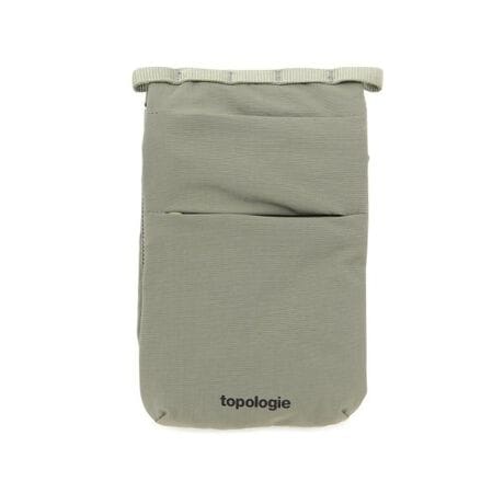 [^ԁF7815970211]Topologie^g|W[  Phone Sacoche tHTRbV̕ωƂƂɃj[YiĂBs⃌W[ɍœKȃL[obOƂăfUCꂽPhone SacochéAX}[gtHpX|[g[łp̃Rp[ggɉA[ł鑽ʂȃ|PbgXbg𕹂AX^CbVɎ𐮗邱Ƃł܂B- o₷|Pbg- KAAp̃Wbp[ttg|Pbg~2- AJ[hApX|[gSɎ[łWbp[t|Pbg- fCW[`F[EEFrOŏANZT[̎t\B- \Topologie Wares SystemXgbvƑgݍ킹邱Ƃ\i̓obOP݂̂̂ŁAXgbvȂǂ͕ʔƂȂ܂B\߂ByTopologie^g|W[zRƖ`ss҂C[WTopologie(g|W[)́AExploring the city with the spirit of adventure - `SĊX𗷂 RZvgɁAɍ݂ڎwAXVւƓݏoss҂ɂ҂̏iĂ܂B