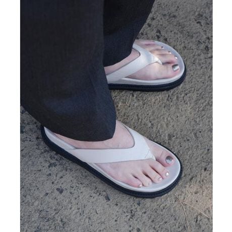 [^ԁF7813190701]CAMINANDO^J~ih@ THONG SLIDES gOXCh@U[r[`T_@2216W悢{[ŃR[fBl[g̃ANZgɂȂgOT_łBƌ݂̂Jbv\[͑ɃtBbg_炩ȗSnQIU[Ȃ̂ŃtȈۂɂȂ肷AJWA烂[hȒȂɁ킹₷ubNƃzCgZNg܂IVR̃U[gpĂׁAV{ꍇ܂BVRU[Ȃł͂̂ł̂ł܂ƍKłByCAMINANDO^J~ihz2008Nɒa{̃V[YuhB݃j[[NAXxKXł̃GLVBW𒆐SɁA ̃t@bVV[}[PbgɓWJBCɂĂƂ̐[LVRł́A`IȃV[CLOƃnhNtgɍꍞ݁Aɂ7Ђ̃V[Yt@Ng[ƌ_Bni邱̃t@Ng[̒AffUCɍ킹AłKt@Ng[I肵t@Ng[I肵YsB}VChł͕\oȂAnhNtcL̂햡ƂALVRChł̂ɎMĂB