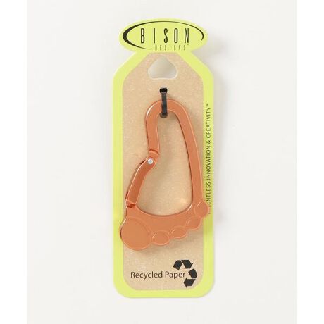 [^ԁF7812970505]BISON DESIGNS^oC\fUCY@Custom Shaped Carabiners@Jri@L[z_[lC̃Jriׂ܂I90NɗsJrioCoIƊɂAVNƊɂXX̘V܃uhIobOɂAxg[vɂƎg͗lXłBFႢAJ^`Ⴂׂ̂őIԂ̂yACełˁ􁦃NC~Opł͂܂̂łӉByBISON DESIGNS^oC\fUCYz1987NAAJ̃RhBŒaANZT[uhłBX̓NC~Op̃iCHȃxg𔄂on߂̂ŁA܂ŃVvAEghAMAt@bVɕx񂾂Ȃ̂ɕςғIȑ݂̃uhłBł͖{iIȃAEghAMȂɃt@bVJriRpXAybgp̃ObYȂǂ|ĂAlXȃWōlCւĂ܂B