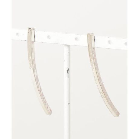 [^ԁF7813182726]LAVER^o[  EARRINGS LONGyLAVER^o[zuh́AAJC݃T[X̎RȕyfUCƁALVRY̗ǎȃVo[ɗRBBe[WANZT[ɐʂ L.A.ݏZ̃fUCi[AAJVo[̃[cTɒH蒅̂AVo[̐n^XRB̃^XRݏZ̐El`IȎ@gāA1_1_I[nhChŎdグ 100^XRCh̃ANZT[uhB