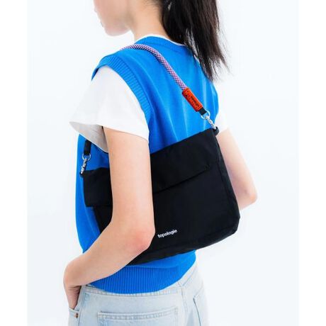 [^ԁF7815970225]Topologie^g|W[ Musette Medium Tech Sateen~[bg ~fBAyobOṔzQ̎[͂ւMusette MediuḿApiX}[gɎ[邱Ƃł܂Btbv̓}OlbgŊJ邱ƂłACRp[gg̓Wbp[ŕ邱Ƃł܂B- f- fCW[`F[EFrOɃANZT[𑕒\- fCW[`F[ŃXgbv̒\- }Olbg̃[gbvtbvƃWbp[ŕt̃CRp[gg- fANZX\ȃXibv{^twʃ|Pbg x1- tg|Pbg x1i̓obOP݂̂̂ŁAXgbvȂǂ͕ʔƂȂ܂B\߂ByTopologie^g|W[zRƖ`ss҂C[WTopologie(g|W[)́AExploring the city with the spirit of adventure - `SĊX𗷂 RZvgɁAɍ݂ڎwAXVւƓݏoss҂ɂ҂̏iĂ܂B