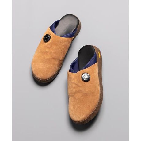 [^ԁF7815992212]pg^s[W[  EMPTY GveB T_pg̐V^EMPTYłBAWXgłT{^CṽT_łB2d\ɂȂĂ܂BOAAE^[̓JEEXG[hivjœACi[̓lIv[ō\Ă܂BFREELOCKVXegpĂA_C񂷂ƃCi[ړIAprɍ킹ăAWXgł܂BANeBuɓ́Az[hē₷AԂ̈ړȂǂōċxł鎞͊ɂ߂ăbNXł@\IȃT_łB\[vibram̃N[v\[eCXg̃\[gpĂ܂B̃\[gƂɂI[ZeBbNȕ͋CoĂ܂B@\IłȂAǂgfBbViȈʂÃT_EMPTYłBypg^s[W[z̃Xj[J[ڂɂÃXj[J[ɑʂÃXj[J[Lƕ邱Ƃ܂B̒m𐶂A`IȈӏ@\Ɍhӂ\APLAYGROUNDȂł͂̎_IWiXj[J[pgis[W[jJĂ܂BIȃfUCAKȃptH[}XAJWAȃvCXOʈ̂ƂȂv_NgłB