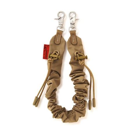 [^ԁF7815970229]Topologie^g|W[@Bungee Wrist StrapGKgȃfUC▭ȃVGbg̃oW[XgXgbv́AWares Systemׂ̂ẴobOtHP[XĂ܂B̉KŐiIȃfUĆAǂȕɂȂ}b`Adf[g܂ŃV[Xt@bViuɑΉAX^C̕L܂B Xgbv̒R݂ɒ߉\B yʐ݌vɂAdוłK NCbN[Xwr[f[eBNXv ߔ͈́F27-50cmNC~Opł͂܂ByTopologie^g|W[zRƖ`ss҂C[WTopologie(g|W[)́AExploring the city with the spirit of adventure - `SĊX𗷂RZvgɁAɍ݂ڎwAXVւƓݏoss҂ɂ҂̏iĂ܂B