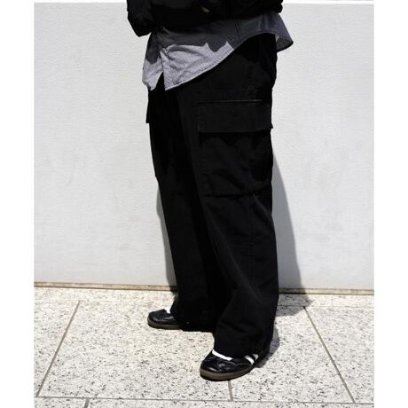 [^ԁF7815910209]B omnivore^r[Ij{[@RIPSTOP CARGO PANTS J[SpcbvXgbvfނ̃J[SpcBChVGbgŃ{[̏ofUCłByB omnivore^r[Ij{[zomnivoreGHnɑꂸAlXȃt@bVX^Cƃ~bNXĒmāB