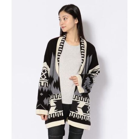 [^ԁF7858241026]_Ɏ{ꂽIeKIȃjbgKEB̂ɂ߂̃TCWOłƉHD邾őlJWAȈۂ^Ă܂BDROIT BELLO2017`vfr[{̃uhB30`40^[QbgƂAfނfBe[ɂSAl̃IEIt킸Ă炦EFAĂ܂B