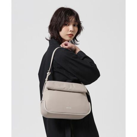 [^ԁF7855976717]s2025 SS CollectiontVV[YuROLLAvBtbv[fUCƑ߂̃pCsÕV[YłB̃fUC|CgȂX^CI΂ȂobOɂȂĂ܂B^ubg[́Ay|CgłB̂ȂTbƂiCfނ̓JWAX^CȊOɂg܂B:@1̓tbv}Olbg|Pbg:@2iI[v1At@Xi[1jO|Pbg:@ȂV_[:@ŒZ47cm ^ Œ75cmyADD CULUMN^AhJzADD CULUMŃuǉvƂӖBAj}t[At@[t[̑fނgpobO𒆐SƂt@bVuhBx[VbNƂ͕ՓIȂ́B̒񋟂GRAnCNIeB[Ax[VbNȂ̃CtX^CɁBєɔ΂鍑ۘAFur Free AllianceɂAFur FreeBrandƂďFĂ܂B