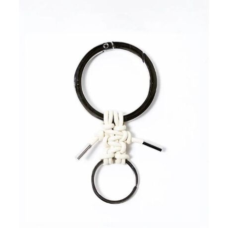 [^ԁF7855970280]ITTI^Cb`^CRISTY KNOTMAN RING ^ RAPTO JPuhےACeACRISTY RING RING x[Xɐl`̂悤ȃVGbgɎdグL[OBU[R[hpR[ĥ悤ɕ҂ݍ񂾃fUCłBtȊOɂANZT[oŎgpł邱̃ACéAobÕnhxg[vɈ|ȂǁAgŗlXȃV[Ŋ􂵂Ă܂BCŐFςĊyނƂ̂łyȊvŁAv[gɂœKȃACełBEl҂݂ŎdグĂ邽߁A__\قȂ܂BdlET[N^̃Jri~1EdJ~1TCYH13.0cm ~ W6.0cm ~ D0.6cmdʁ50gYmade in JAPANRAPTO JPɍz⏬ނ̓Ɏgp邽߂ɍHŊJꂽX[XU[B̓́A悢ȂLщ߂d߂Ȃ▭ȎBɁAɔɎdグۂ̋xlĂ܂BShell : COW LEATHER ^ RAPTO JPg̃j^[̈ႢɂAi̐FقȂČꍇ܂BBATCYɑ̃ocLA}5mm̌덷ꍇ܂BAv̓VR̕𐶂߁AɂĂV⏬ꍇ܂BByITTI^Cb`zOI肷̑fނTOKYOɗƂ݁ALxȌo萶ݏot@bV_̃ACeBɃVvłȂJeSCYȂAvVIȃfUCĂB