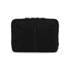 Ｔｅｃｈ　Ｆｏｌｉｏ　１６”　２１０２５