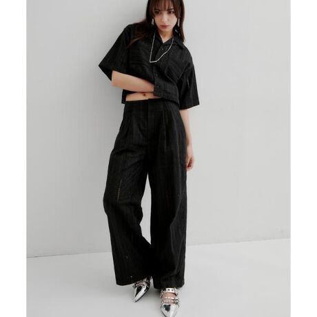 [^ԁF7855210010]sSchott~RUMBLE REDtSchottIWĩRbghJn}pcɃfUC܂BUS NAVỸ}pcfUC\[XƂA}pcȂ^bNĂfUĈ߁A肪Ƃp܂BobN[X߂̃fUC|CgłBLiԂ́Afނ̃VcƃZbgAbvŒ܂B7855223001yRUMBLE RED^ubhzWORK AMILITARY ASPORT AMOTORCYCLE AVINTAGEc͒jiD悭痂hIȐEBRUMBLE REDɂ́AuSvƂӖ߂܂B́AقȂ郂młdȂ镔͕K݂邱Ƃ܂BȂ킿A킽AiD悭痂B̊y̎ɁB킪܂܂Ȃ킽́ÅyɂAiD悭痂AāAn܂BySchott^VbgzC_[XWPbg̑㖼ƂSchott̗j́A1913NAj[[NŃA[BEVbgWbNVbǧZɂĎn܂B̓CR[gHꂾA1928NɐEŏ߂ătgWbp[̗pC_[XWPbguPerfectovV[Y𔭔B{^dlȂAIȃWPbgƂĘbƂȂǍ̃C_[Xjɑ傫ȉe^BāASchott̖𐢊Eɒm炵߂̂50Nɔ\ꂽ^̃X^bYG|bgɔz`̃fhX^[gB@̐V삱AfwUEChEiMu\ҁvxŁA}[EuhZƌĂ郂fłB̌[YZbNXsXgY͂߁ÃbN~[WVɎxA𒴂i̔ԂƂčȂ̐lX𖣗Bŋ߂ł͒ԃfłȂAJWAC[ȂǁAɎɍ킹Đi𐋂vVYȂBC_[X̗j͉iSchottƂƂɂBB