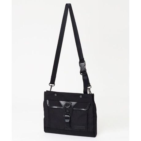 [^ԁF7855976361]master-piecei}X^[s[Xjpotential TRbV No.01753-v3eTCʂā̓\bgɁAXāgp邱Ƃl@\ʂAbte[g master-piece(}X^[s[X) potential(|eV)V[XBtbvɃzbNt̃t@Xi[|Pbg𓋍ڂĂAfUCA@\ʂŕĩX^COiグX}[gȃTRbVłBE{̑fނ͑ϋvSxɗDꂽIVit@tbNAMASTERTEX-07En̕\ʂɂ͝HAʂɂ͖h@\EX}[gȖ{̂Ƀtbv⑽̃|Pbg𓋍ځE^b`ŒE\ȃobNAttentionShł͂Ȃ߁ADłjȂǂ̐̐N͖hƂ͏o܂̂łӉBiCfނ͔Gꂽ܂ܒԕu܂ƁAʂ̃tB A򉻂̌ɂȂ܂̂ŕKĂۊǂĉBH͕\ʂ̉HɂȂ܂̂ŁAgpĂ܂ƖCȂǂŌʂĂ܂B܂Anɕt zR₻̑ ȂǂɂĂ͎͂Ă܂Bgp͓KxɃubVOȂǂŉ𗎂ƂAŝ̝Xv[܂߂Ɏgp邱Ƃ߂܂Bmaster-piecemasterixz@}X^[jpieceiЂƂЂƂjmasterpieceiijƂP̐藧̂܂܂ɁA ЂƂЂƂ̂̂}X^[Ai𐶂ݏouhł肽ƂRZvgRB masterpiece̊ԂɃnCtŋ؂Ă̂ɂ fUCi[̏łЂƂЂƂ؂ɂĂƂ肪\킳ĂB t@bVƋ@\obNt@bV̈ꕔƂĒĂ@CRZvgɁA1994NuhX^[gB ّfނ̑gݍ킹AƓ̃J[OAOI肵p[cA @\fނɂ܂ŕLIWieBƂǋĂB {l̑@ׂȐElCAZp㐢ɎcƃobOuhł͒Ђ̍HA ꑮ̐ElAWpChuhƂȂĂB