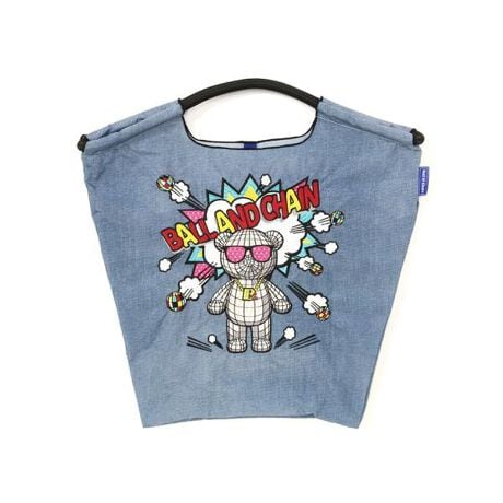 [^ԁF7856976707]Ƃ|GXefނ̃obOBnƌ݂̂fނŌyƈ芴܂B̂ЂTCYɐ܂肽߁Aoɕt̃SŊȒPɂ܂Ƃ߂܂BGRobOƂāAו̃TuobOƂĕ֗Ɏ܂BƂ͂Av[gƂĂ߁BБɈoƃV_[obOƂĎgpł܂ByBall&Chain^{[Ah`F[zBALL&CHAIN i{[Ah`F[j́AfUCv_Ng̗͂ʂāA̒CɂčsƂza܂B\[VfBA̍LɂNNƂȂĂ邱ƂAñR~jeBAlƂ̊ւ肠؂Ȑ̒ɂȂĂĂ܂B{[Ah`F[uh́A܂܂ȃv_NgʂāAƌȂƂŐ܂͂AumEJ^`vɂčsƍlĂ܂B uBALL&CHAINvvWFNg̃VbsOobO̔̈ꕔ͓{ԏ\Ђ̊ƂĊt܂B