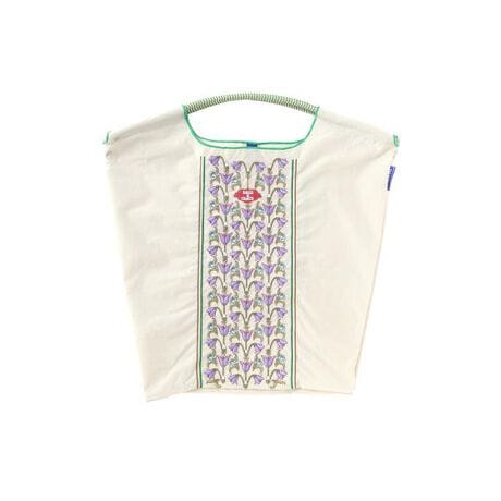 [^ԁF7856976720]Ƃ|GXefނ̃obOBnƌ݂̂fނŌyƈ芴܂B̂ЂTCYɐ܂肽߁Aoɕt̃SŊȒPɂ܂Ƃ߂܂BGRobOƂāAו̃TuobOƂĕ֗Ɏ܂BƂ͂Av[gƂĂ߁BБɈoƃV_[obOƂĎgpł܂ByBall&Chain^{[Ah`F[zBALL&CHAIN i{[Ah`F[j́AfUCv_Ng̗͂ʂāA̒CɂčsƂza܂B\[VfBA̍LɂNNƂȂĂ邱ƂAñR~jeBAlƂ̊ւ肠؂Ȑ̒ɂȂĂĂ܂B{[Ah`F[uh́A܂܂ȃv_NgʂāAƌȂƂŐ܂͂AumEJ^`vɂčsƍlĂ܂B uBALL&CHAINvvWFNg̃VbsOobO̔̈ꕔ͓{ԏ\Ђ̊ƂĊt܂B