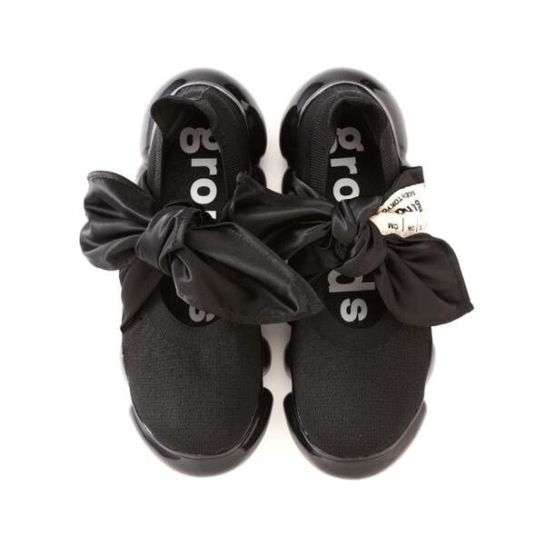 grounds／グラウンズ／JEWELRY HANKIE PUMPS BLACK | ロイヤル