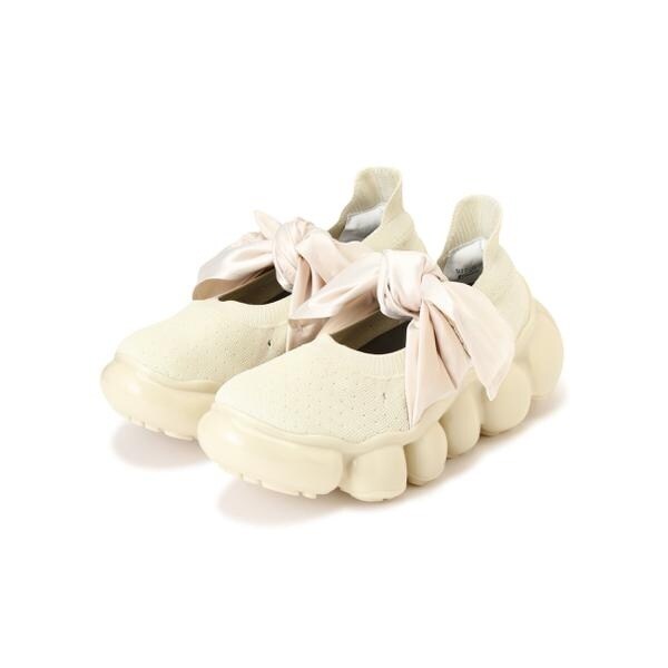 値下⭐️grounds グラウンズ JEWELRY HANKIE PUMPS grounds／グラウンズ／JEWELRY HANKIE PUMPS WHITE | ロイヤル