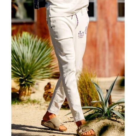 [^ԁF7875911225]ROYAL FLASH ʒiCHORDȂ݂̃C[W[pcx[XɁAmuta MARINEےg⃄V̖؂Ȃǂ̃ShJ{BEGXgɂ̓SꗚSnɓB퐶ŃXgXt[ȃXbV|PbgBŜɃyCgHƐ􂢂{āAɉĂ炵dオɂȂĂ܂BNC~O[ṽh[R[h肰ȂANZgɂȂĂ܂ByCgH͎Ƃׁ̈A_ȃfUCɂȂ܂B摜Ƃ͎኱قȂ镨܂BBmuta MARINE^[^ }l̊CRZvgɂ}V[YBV[K͂߁ACVтŊ􂷂@\ƃt@bV߂ACeĂ܂BCłXł􂷂郉CibvɂȂ܂BCHORD^R[hĹgfj̎Ynhł鉪Rq~sŁAYĂ܂Bfjn͐Een猵IA{̐nƂ͔F̈&nbsp;gRYnI[_[ChĎgpĂ܂B30NԂ̋ZpSĒ񂾁AgVѐSAIŁA݊̂hVõ{gXRZvgƂĂ܂B