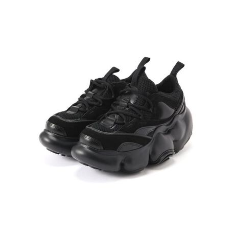 [^ԁF7875992709]ȃWF̉𓥂ł܂悤ȃtbgEFA{ȂŜx邽ߊłׂ͂̃AEg\[AėIŏ_炩Ȍ`ɂĂ܂Ƃ낪VѐSfUCBOɂo[p[cfUCɃANZgĂBAbp[̓{[̂CƂ͑ΏƓIɉؚȎdオƂȂĂBV[vȃVFCvƁAy܂ɍтAܐ悩炩ƂɂĊɂ₩ȌX΂邱ƂŊ̃Xj[J[ɂ͂ȂiŃXƂX^CۂÂBTC[Wčꂽʂ̂镡GȃAbp[́AbV̐nƃAU[gpBq[̍͂悻7cmBłȂACŜő̂xAKxȃNbV邱ƂŁAɂ悤ɐ݌vĂBgrounds^OEYMIKIO SAKABE肪fUCi[╔OYďCtbgEFAuhBulԂƏd́inj̊֌Wɕω炷ƁvulԂƏd́inj̐ړ_łAEg\[ƒnʂ𒆐SƂlԂÂve[}ɁA{[̂IȃAEg\[gݍ킹tbgEFA𔭕\Ă܂B