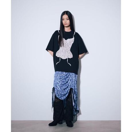 [^ԁF7875216725]lC̃V[OXJ[gfނAbvf[gčēoIO㍶E6ӏɂꂽ{i邱ƂŁAƃMU[񂹂AAVg[ɃAWƁAVGbgD݂ɃNGCg邱Ƃł360xǂ猩ĂPBɂ͑@ׂȃ[X{AtF~jɃvXB3FׂĈقȂfނgpґȃCibvBSAX͓̂VtHɉԕ`[tU΂߁Au₩Ōy₩ȈۂɁBVtHfނCAMEĹAIp[hŃBe[WCNȕ͋CɁBubN͑@ׂȃ[XgpAZVAŃ[hȘȂ܂ɎdグĂ܂BEGXg͑SdlŒSnKBJWATVcXEFbgAjbgƂ̑ǂAV[YXɊ􂷂ꖇłBANNA SUI NYC^Ai XC GkCV[j[[N\RNVuhANNA SUIAfC[JWAɊy߂VuhƂāAANNA SUI NYCX^[gBuhRZvǵuSOUVENIR NYCvuNEW YORKŃVbsO悤ȃNNve[}ɁAlhfUCACeWJB]̃Ap̊TOɔꂸARŃnbs[ȃt@bVāB