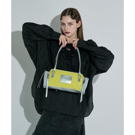 [^ԁF7875276711]_ȃJ[ubNƗ̊̂tHDAGbW̌ghobOB90N`2000N㏉Y2K[hIɏ؂ANNA SUI NYC炵ACełBTChɂ̓Eh|PbgAɂ2̃|PbgzAt@bVłȂp˔Ă܂B|₷߃nhȂ̂|CgR[fBl[gŃXg[gɂ[hɂUARx̍iłBANNA SUI NYC^Ai XC GkCV[j[[N\RNVuhANNA SUIAfC[JWAɊy߂VuhƂāAANNA SUI NYCX^[gBuhRZvǵuSOUVENIR NYCvuNEW YORKŃVbsO悤ȃNNve[}ɁAlhfUCACeWJB]̃Ap̊TOɔꂸARŃnbs[ȃt@bVāB