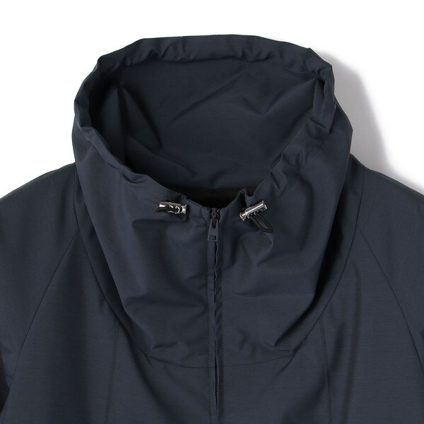 Kiko Kostadinov／キコ コスタディノフ／RIDING