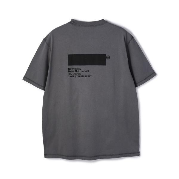 【関税込み】AFFXWRKS カーキ ロゴプリント Tシャツ 関税込み】AFFXWRKS カーキ ロゴプリント Tシャツ