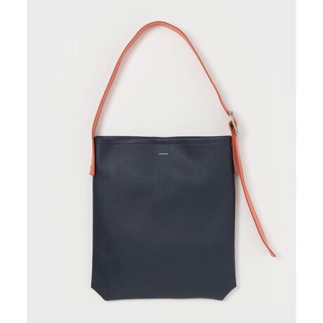 [^ԁF7885976217]Hender Scheme^G_[XL[}^one side belt bagHender Scheme(G_[XL[})wone side belt bag(TChxgobO)xL̃U[XgbvʂA̒߂\ɂobN^̃obOBfނɂ͒悢݂̃VNJEU[gpA傫߂̃obNiȑfފɁBʂoC_[ăCjO͕t1ŎgpAɂ͓|PbgtĂ܂BƉוTCYŁAXgbv̒ŁAV_[obO܂̓g[gobOƂĂgƂ\Bj킸gĂ֗ȃobOłB̏iHender Scheme̕iNAǍił܂Bv{̓ƓȕĂ邽߁A1_1_ɑ傫╗̈قȂAF⌌؁AȌAviL̏LȂǂꍇ܂B܂ɂނׂȃLYCꂪꍇ܂BLɂ܂Ă͗ǕiƂ̗̏AЉĂ܂̂ŁAw̍ۂ́A\߂܂āAviƓ̌ƂĂy݂܂ƍKłBHender Scheme^G_[XL[}g̓IAwIɐZbNXɑ΂āAWF_[Ƃ́AЉIAIȐӖBHenderScheme(G_[XL[})ł̓ZbNXɂ鐫𑸏dȂAgȂɂăWF_[邱ƂȂAlԂ̌oɂč\ꂽWF_[XL[}𒴉zTO񏥂uhłB