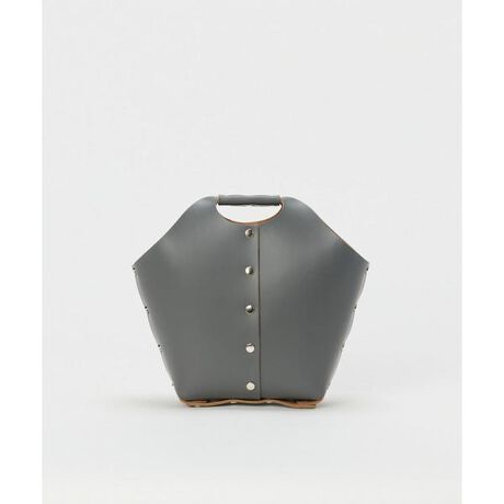 [^ԁF7885976220]Hender Scheme^G_[XL[}^assemble cage bag small^AbZuP[WobOSْfU[Xeb`pɃJVŗ߂Č`A\zAssembleV[YWJꂽ{BHender SchemeʏœWJĂvƂ͈قȂA₩ō̂ṽJEU[̗pBڂۓIŃvf̃p[cgݗĂ悤ɁAْfU[Xeb`pɁAxbgŗ߂邱ƂőnoVѐSfUCłB̏iHender Scheme̕iNAČił܂Bv{̓ƓȕĂ邽߁A1_1_ɑ傫╗̈قȂAF⌌؁AȌAviL̏LȂǂꍇ܂B܂ɂނׂȃLYCꂪꍇ܂BLɂ܂Ă͗ǕiƂ̗̏AЉĂ܂̂ŁAw̍ۂ́A\߂܂āAviƓ̌ƂĂy݂܂ƍKłBHenderScheme^G_[XL[}g̓IAwIɐZbNXɑ΂āAWF_[Ƃ́AЉIAIȐӖBHenderScheme(G_[XL[})ł̓ZbNXɂ鐫𑸏dȂAgȂɂăWF_[邱ƂȂAlԂ̌o č\ꂽWF_[XL[}𒴉zTO񏥂B