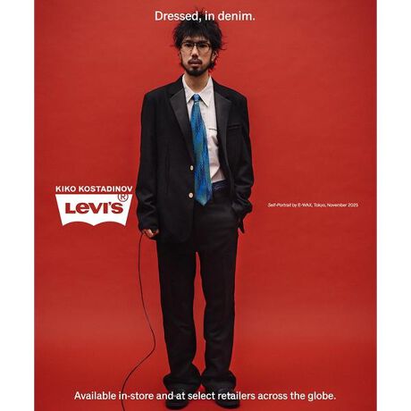 [^ԁF7885255280]KIKO KOSTADINOV x Levi's^LRRX^fBmt~[oCX^Men's Andy Suit Jacket]𓾂ẽR{[VɑāALevifs uhƃh_ƂfUCi[AKiko KostadinoviLRERX^fBmtj Ăюg݁AẽYRNV𔭕\܂BtH[}ƃJWÄɂǋ܂BuӊÔA\LȃAv[`ŃfjgBvꂪLevifs x Kiko KostadinovɂVYRNṼCe[}łBɁAAJjIȔwiɂׂ₩Ȗڂ܂B20IʂăA[eBXg̃R~jeBŃfjʂĂAăA[gƎЌEʂŃfjƂfނ񂾗lXȃRgXg狭Cs[VĂ܂BKIKO KOSTADINOV^LRRX^fBmtLR RX^fBmt(KIKO KOSTADINOV)́Ah̃ZgEZg}[`Y|pwog̃uKAlfUCi[ALRERX^fBmt(Kiko Kostadinov)|uhB\zIȃfBe[ƁA~j}ȃ[hA@\˔fUCIBh̃ZgEZg}[`Y|pw݊wɁAXe[V[(Stussy)2015-16NH~V[ỸJvZRNVƁB2017NtăV[ỸhYRNVɂāALR RX^fBmt̃V[߂Ď{B2017-18NH~V[YA}bLgbV(MACKINTOSH)̐VCu}bLgbV 0001(MACKINTOSH 0001)vX^[gBV[YƂɃioOƃEFAXVARZv`AȃRNVWJĂB̑A2018N2ɂ̓AVbNX(ASICS)Ƃ̃R{[VsȂǒڂW߂B[oCX̋ŃA1850Nɂ̂ڂB1853NɃ[oCX݂̐̐eA[oCEXgEX(Levi Strauss)g̖Ёu[oCEXgEXvЂTtVXRɐݗBAGݓXocAނ̓mł̈Ƃđlߕ̔ĂBނ͂̌A20NԂŎƂg債AnAߗACȂǂAŌЂ̂悤ȎƂւƔWB[oCX̃W[Yâ̓S[hbVɕAJŁAzvxvȘJ(ƒ)߂ĂƁB1870NAd̃WFCRuEfCrXƏoAނ̃ACfAłfjȔzɋxbggp⋭@păY{邱ƂӂAYݗB烊[oCEXgEX