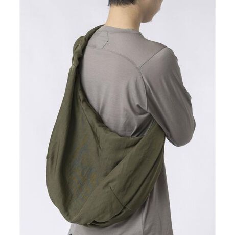 [^ԁF7885970208]OUAT ^ I[[G[eB[ ^ OFFICE BAGlXȑɍ킹obOBˋ̃ItBXzēWJv_NgBtFɂAK[g_C̗lȃ\ŝF͓IBx̍Â݂_炩ȃiCcC̗pBMU[̌RÂȃANZgB̂t@Xi[N[W[B傫2̓|Pbg{Ă܂Bĝ߂ʒuɗ̂ŁATbƉו̏oꂪ\B܂tBjbVɝH{Ă邽߁AJVł̎gpłgɂ҂̈iBI[V[YłgpACeESIZE{fB̍ 40cm{fB̉ 55cms 26cmnh̒ 58cmOUAT ^ I[[G[eB[t@bV^_ő̍NGCVsȂĂ铌(ڍ)_Ɋuh yOUATzRZvǵA"META CLOTHING"B