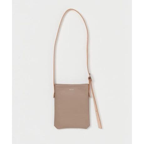 [^ԁF7886976206]Hender Scheme^G_[XL[}^one side belt bag smallEHender Scheme̒ԂlCACeuone side belt bag smallvẼTCỸV_[obOɂ͒|PbgtfUCExg2̊v𒣂荇킹čꂽϋv̍xggpEACjOinjdlɂAyʉ̐íAv{̕𐶂Ă邽߁AF╗_ƂɈقȂ܂B܂A̐FAALYȂǂꍇ܂B̐i̓bNX(X)U[gpĂ܂Bi̓AߒŊvď̂悤Ɍ邱ƂL܂Ał͂ȂAXnオՂƂȂ܂B\߂BHender Scheme^G_[XL[}g̓IAwIɐZbNXɑ΂āAWF_[Ƃ́AЉIAIȐӖBHenderScheme(G_[XL[})ł̓ZbNXɂ鐫𑸏dȂAgȂɂăWF_[邱ƂȂAlԂ̌oɂč\ꂽWF_[XL[}𒴉zTO񏥂uhłB
