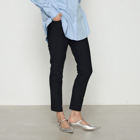 [^ԁF15-37PK13-205]sfUCtMX̑ɂ͂ApcƂĂ߂Ȕėp̍Xgb`pcłBǂtBbgƌySnŋ܂BnL̃Xgb`ŗSnǂ̂͂̂ƁAVGbgɌꖇłB܂AԗĂĂЂɒ̂|CgłB݂͂͐[߂ɁAEGXgJ[uSdlɂ邱ƂŃEGXgɂȂ݂₷AXLj[pc̃^Cg͎cȂẪC͏E߂Ȃ悤ɁA̕悤ɂACełBsfށt360x̔Q̐LkɉAxłȂʋCƑɗDꂽnłBKxȓrꂢɃJo[Ă܂BȂ₩ȏ_炩ƓKxȂ͂芴ŁAW[W[łꂢ߂ȕ\̑fނłB