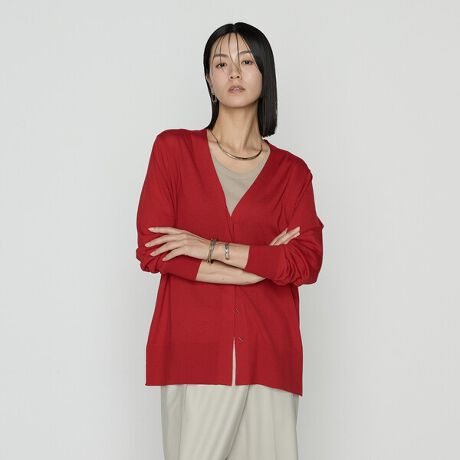 [^ԁF15-53IM11-205]sfUCtׂ̞юgpAnCQ[W̓V҂݂ŒJɕ҂ݏグĂ܂BṼX[Xȕ\ʊƌ򂪔J[fBKłB[߂VlbNŐւƂ܂郉CVGbgŃqbvRɃJo[āAƂۂɕς܂BTChXbgŌy₩łB̓V҂݂Ȃ̂ŁAHt܂ŒԊ􂵂܂BWPbgR[g̎OɉHD郉CgAE^[ƂĂ߂łBLk̂ŃJbg\[uEXɉHD₷Aꂢ߂ɂJWAɂÔȂx[VbNjbgłBsfށt19D5}CNׂ̍тgpĂ܂BG̗ǂ҂݂߂̂ꂢȞюɂȂ܂BnCQ[WɓKŖщHȂAŌׂ̂łBhk̂߁AE[{̖c݂_炩cɂȂ܂BhLzAۉɗDꂽfނŏHt܂ŉKɒ܂Byӎz摜̏i̓TvigpBeĂ܂Bł邩Aۂ̏i̐Fɋ߂Â悤OꂵĂ܂A̓Ag̃j^[ȀƖȂǂ̉{ɂA኱قȂČ邱Ƃ܂B܂dlAHATCYAfޓ኱قȂ邱Ƃ܂̂ł܂B