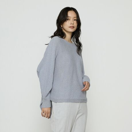 [^ԁF15-55IM10-205]sfUCtjbgȂł͂̃V[Xȃz[K[g̃vI[o[łB҂ރ^Cv̕҂ݖڂɑjbgŁÃ݂J[uwC̃J[u܂ŕ҂ݑňCɕ҂ݏグĂ܂B_ȃVGbgƑ@ׂȃJ[uʔAjbgȂł͂̋Z@łꂽꒅłBƒ郊bNXTCYłA̓Ehwdlŉ猩ۂɃXbgŋrʂ҂łfUCɂȂĂ܂B͂KB钷AO͏Z߂̂VGbgłAɑO㍷̂ŃoX悭܂Bsfށtވȏ̎QĈ{̎ɔQグIWi̖ێłB̓̌vXĂ܂Bق̂@ׂȋP̂鎅ɎdグĂ܂Ba̐ƒʋCAu[Ñ[v̕\ƌyʊA̑fނ̖͂őɊnCubgȎɂȂ܂B