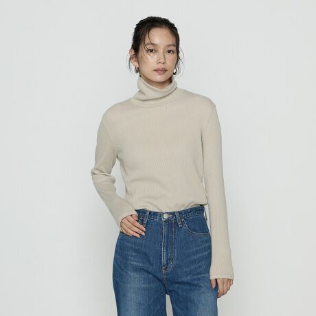 [^ԁF15-60EM12-205]sfUCtH~̃R[fBl[gŃfC[Ɋ􂷂Aׁ[VbNȃu^[głB͂҂肵A肵ȂAnClbNꂢɗݒɂĂA̓lbNĊɃ{[oĂ܂B܂A܂͂Ƌ݂̍āAWPbgVc̓̃Ci[ɂ͂Aꖇł₷ėp̍ACełBsfށtC⊾Mɕςĕۉ邽߁Agł郊ufނ̃W[W[łB\tgȕƊ炩ȔGɉAXgb`蓮₷fނłB