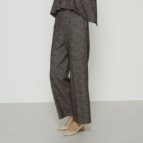 [^ԁF34-06PM13-205]sfUCtZ^[vX^ɌArʂ҂łpcłB24AW̃E[o[W[W[pciiԍ:34-08PI11-204j҉኱ĂAEGXg͂S̉KȗSn͂łBJWAɌȂ悤AO̓SłtbgȌ߂ŁA̓SMU[ŕʂmۂyȎdオłBW[W[̃tȒSnŁAقǗǂꂢ钅񂵂̌pcłBsfށtcC[hW[W[ŁAdグɌy~hH{Ă̂Ŗڂ̋l܂ӂƂ\𐶂ݏoĂ܂B߂̐ߕŐF\Ă̂ƁA~hHɂ荕i̓uEjƃIt荇AF܂Ă̂ŁAF̍ĂȂ炸ۂłB̓W̕ɂȂĂĕ\Ƃ͂܂\łB܏̕҂ݕŏグĂ̂Ō݂ĂyA~hHɂE[{̏_炩Ɖ݂鐶nłB