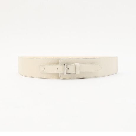 [^ԁF01-32YC02-203]50mm̑т20mm̃obNvX{[̂fUCłB둤ɒ߂ɃStĂ܂̂ŁAWXgtBbgłߕtȂASnǂłB20mm̃obNtJV͉Ȃ̂ŁA΂߂ɂ炵ăR[fBl[gł܂B