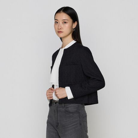 [^ԁF01-02JK01-205]sfUCtNlC̃m[J[WPbgiiԍ:01-02JG02-204j𓯌^WJĂ܂BׂȒSnȂǂubVAbvA_~GbZcC[hm[J[WPbgłBRpNgƔVGbg𗼗Ă܂B͒ʏZ߁i50cmjŃRpNgȃTCYN~VJtF~jȕ͋CłBNg傫邱ƂɂASnAbv{bNXVGbgłBɂ̓XbgA܂ԂĎɂĂ܂Bi\fBe[ŁA|Pbgɂ͊ۂ݂̂fBe[tF~jłBzbNdlŃ{^X̌y₩łBfނ̃XJ[giiԍ:01-02FK01-205jƑQ̒łBZbgAbvœʂȐ̓؂₩ɉoĂ܂BPiƂăfjƍ킹fC[X^C߂łBsfށtɎ̂肵ȎgpA@ׂŔʉ̂_~Hisj\_~GbZcC[hłBND]bZcC[hN͏iȃ_~ŕ\KTIWit@ubNłBcC[h̕\ۂȂAW[W[bZ҂݂Ȃł͂̒Sn̗ǂłBIWiJ[CgO[EEEX^CbVɉ؂₮FnCgJ[ubNEEEVbNňۓIȉubN킸ɍ̐F邽߁A05:ubNA55:ubNƐFԂĂ܂Bȉł߂̍ۂ͐FԂ킹Ă߂BsZbgAbvtfނ̃XJ[giiԍ:01-02JG02-205jƍ킹āAZbgAbvƂĂ܂B݌ɂȂꍇ܂̂ŁA\߂܂B