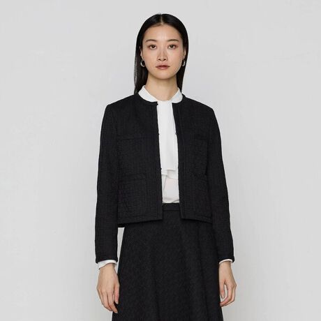 [^ԁF01-02JK01-205]sfUCtNlC̃m[J[WPbgiiԍ:01-02JG02-204j𓯌^WJĂ܂BׂȒSnȂǂubVAbvA_~GbZcC[hm[J[WPbgłBRpNgƔVGbg𗼗Ă܂B͒ʏZ߁i50cmjŃRpNgȃTCYN~VJtF~jȕ͋CłBNg傫邱ƂɂASnAbv{bNXVGbgłBɂ̓XbgA܂ԂĎɂĂ܂Bi\fBe[ŁA|Pbgɂ͊ۂ݂̂fBe[tF~jłBzbNdlŃ{^X̌y₩łBfނ̃XJ[giiԍ:01-02FK01-205jƑQ̒łBZbgAbvœʂȐ̓؂₩ɉoĂ܂BPiƂăfjƍ킹fC[X^C߂łBsfށtɎ̂肵ȎgpA@ׂŔʉ̂_~Hisj\_~GbZcC[hłBND]bZcC[hN͏iȃ_~ŕ\KTIWit@ubNłBcC[h̕\ۂȂAW[W[bZ҂݂Ȃł͂̒Sn̗ǂłBIWiJ[CgO[EEEX^CbVɉ؂₮FnCgJ[ubNEEEVbNňۓIȉubN킸ɍ̐F邽߁A05:ubNA55:ubNƐFԂĂ܂Bȉł߂̍ۂ͐FԂ킹Ă߂BsZbgAbvtfނ̃XJ[giiԍ:01-02JG02-205jƍ킹āAZbgAbvƂĂ܂B݌ɂȂꍇ܂̂ŁA\߂܂B