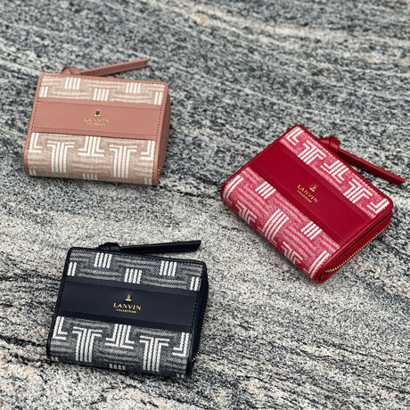 [^:065640150]̃fju[AɉMXɂȂ钆œ{݂̂Ȃ炸E璍ڂW߂Ă鐹nRɂāAuhĂwRfjxgp_uJL}[ÑmOfjWK[hD肠܂BfjñJWAAK񂾃S}[Nقǂ悭aāAƂ݂₷bNXɂȂĂ܂Btg̃|CgƂāAKXdグ̋v̏ɃS[h̃S}[N炢܂BoRNV@LANVIN COLLECTION@}VEGhE