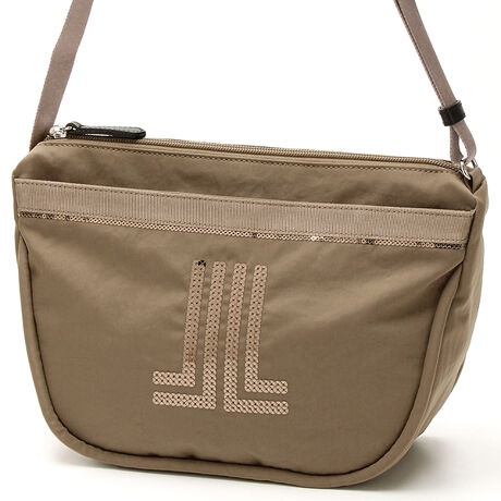 [^:061611350]uhACRł_uJL}[NXpR[ŕ\JWAobOV[YłBpxɂđlɋPXpR[ACRSƌ̒ɂ炢܂BXpR[hJ́A|蔍ꂪȂ悤ɋZp̂肵HɂĖDĂ܂B}bgCȃViC̃tȃC[WƃACLb`̃XpR[hJ̃LLƂ~bNXāACyɎgfC[[XCƂč\܂fނ̃iCn͝AANĤ݂ɂƂǂ߂ČydA߂̃pCsOiېcjŗ̓IȃtHL[v܂BobÕ{[ɑ΂Ă̌yʊĂ܂BoRNV@LANVIN COLLECTION@}VEGhEîCɓo^ēׂ݌ɂ킸ȎAN[|Z[̊JnȂǂm点܂BЂo^肢܂BuĥCɓo^ViēׂȂǂm点܂BЂo^肢܂B