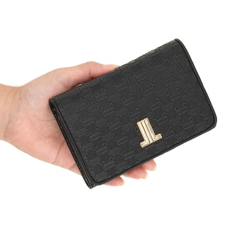 [^:065635110]LANVIN COLLECTIOÑVOl`[ACRł郂mOp^[AvɌ^ăuhC[W\V[YłB|Cg̃_uJL}[Ñu[`ƁAvɂSJṼS[hJ[炵ANZgƂČAVv_ȈۂɎdグ܂B2025NAW̃L[[hyRgXgzӎāA_uJL}[ÑSvgnvFƔZWzFɂďiȃJ[OɂĂ܂B\Ŝɉʊ̂^{Ă̂ŁA肩犊炸ɎgpłS܂B́Av̌^ĂȂ^CvgpēꊴoĂ܂BoRNV@LANVIN COLLECTION@}VEGhEîCɓo^ēׂ݌ɂ킸ȎAN[|Z[̊JnȂǂm点܂BЂo^肢܂BuĥCɓo^ViēׂȂǂm点܂BЂo^肢܂B