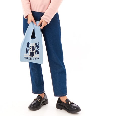 [^:061602050]Xłڂɗ܂邱ƂȂĂjbgWK[hobOɁA2026NSS̃V[YS`[tɂăfUC܂BsSUMMER PARADISE/Ă̊yt̃e[}C[W炭}̃ŚAĂ̋PzAƊCӂ`̏iAz閾邭yCȕ͋CɂȂĂ܂BwLANVIN COLLECTION3iS҂ݍ܂ĂA̖ʂVvőlۂbNXɎdオĂ܂Bfނ̃jbǵAוꂽƂɃVGbgɂȂׂeoȂ悤ɔzAMZ҂ݍ񂾓ł肵^Cv̕҂ݏオ̃eNX`[ɂ܂BoRNV@LANVIN COLLECTION@}VEGhEîCɓo^ēׂ݌ɂ킸ȎAN[|Z[̊JnȂǂm点܂BЂo^肢܂BuĥCɓo^ViēׂȂǂm点܂BЂo^肢܂B