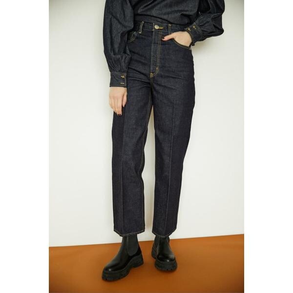 CLANE 明日まで掲載CENTER PRESS STRAIGHT DENIM-