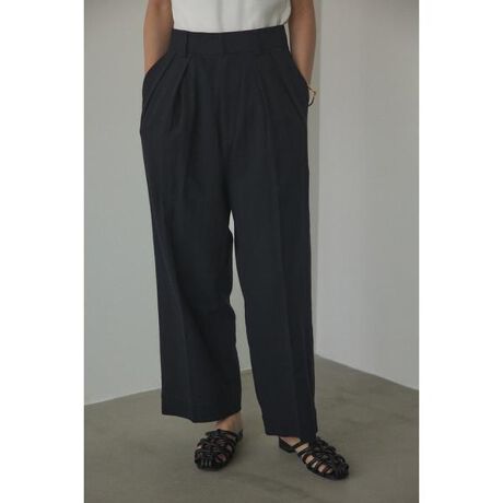 [^ԁF070HS031-0391]cotton linen tuck pants(Rbgl^bNpc)yfUCEX^COzlȂ̂ŁAꂩ̎Ɏg₷^bNpcBꂢ߂ɂJWAɂ킹₷AǂȃV`G[Vɂg܂Bԃx[VbNJ[̃ubNƃCgx[WɉAX^COy߂sNO[߂łByfށzȂƖ킹邱ƂɂA̕\ȂARbgɂ闚Sn̗ǂɎdグĂ܂BFȂ򊴁FȂ݁FLkFȂnFȂp̏i̓TvłBۂ̏iƎdlAHATCY኱قȂꍇ܂B