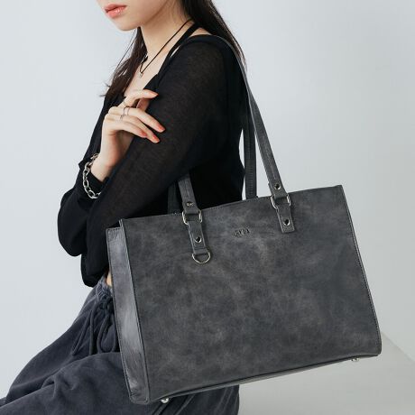 [^ԁFGY-B285]sV[YtBASIC / x[VbN̂tFCNU[gpVV[YBx[VbNGYDÃS^gpAŜ̃fUCVvɂ܂Ƃ߂鎖ŗۂɁBgΎgɓ݁AtFCNU[̕Ă܂BjZbNXłgVvȃfUCŁA؂ȕƂŎ̂߁Bx[VbNȈۂɍ킹āAJ[̓ubNƃAC{[2FWJBsitA4TCYΉ̏[TCỸg[gobOBVvȃfUCŕig͂Aʊwʋ΂ɂg܂B[TCỸVvȃg[gobO炱A@\ɂAɂ̓t[|Pbg~2ƃt@Xi[|Pbg~1Awʂɂ̓t[|Pbg~2܂BƂȃg[gobỎוYɎ[鎖\Bwʂ̃t[|Pbgɂ͂Ɏo[Ăŕ֗ɁBsuhtGYDA / WFC_- L.A CASUAL -CLA̋CC[WBIi炵̂̃CIoAVvȃACeVGbgF⏬ŃGbWBɃX^COBJWAŐFĈIi̎q̃X^CĂ܂BsXybNtJ@F}OlbgzbNJdlFt[|Pbg~2 / t@Xi[|Pbg~1wʎdlFt[|Pbg~2stitۑ