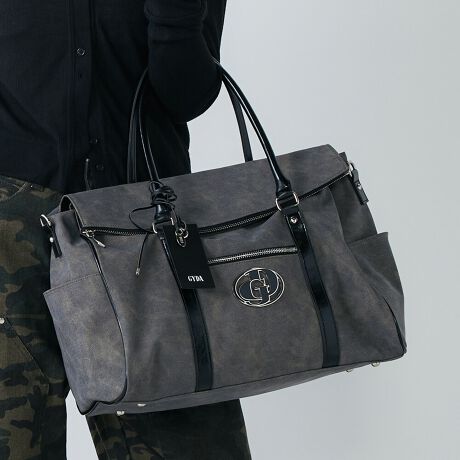 [^ԁFGY-B401]sV[YtFAKE LEATHER BOSTON BAG / {XgobOw ܂肽߂dB xȂĉɌVȃgx{Xg܂BXG[hɂtFCNU[gp[YhYfUC̃ACeBtɂGG̕ό`S^tAJ܂Ԃ̎dlɂ鎖ŃJWA_E߂Ȃ悤Ɏdグ܂BFfjƍ킹LEłȂꊴvXO[ElIp[h3FWJBsitX^btlCNO.1̒ڃACeBsɍsłȂAw̒ʊw₨FB̉Ƃւ̂ɂ߂2WAY{XgB[̎[͂ƃL[IobOɂȂdlŃCuQɂ߂łBcttFCNU[Ɩ{̂̃XG[h̃tFCNU[̊|킹ǂAłVVMIXX^Cy߂fUCBTChɂ̓t[|PbgAX}[gtH◷ȂǂɎô̎[ɕ֗ȎdlɁBl[^Õ`[VѐSfUCBt̃V_[t鎖ŃV_[obOƂĂg܂BIV}}̃}U[YobOƂĂ߂̃ACeBsuhtGYDA / WFC_- L.A CASUAL -CLA̋CC[WBIi炵̂̃CIoAVvȃACeVGbgF⏬ŃGbWBɃX^COBJWAŐFĈIi̎q̃X^CĂ܂sXybNtJ@Ft@Xi[JdlFt@Xi[|Pbg~1 / t[|Pbg~2OʎdlFt@Xi[|Pbg~1wʎdlFt[|Pbg~1 / L[o[[X[u~1ʎdlFt[|Pbg~e1̑dlFL[ZbgAbvstit^O`[ / V_[