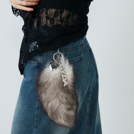 [^ԁFGY-A391]sV[YtFUR CHARM / t@[`[Ałڂ𗁂тĂACewt@[ہxɑ嗬s"t@["Ăуu[ɍAĂуMɈt@[ۂGYDA炵obO`[ƂĂ悵AY2Kt@bVƂăxg[vɕt悵ȃACeo܂g蔲QȃuEEO[2FWJsit20NقǑOɑ嗬s"t@["oėߘaɍĂё嗬sBGYDA炵CXg[S^ƃn[g^tIWit@[ۂo܂BobOɕtĂɕtĂTCYɎdグ܂BVRfނgpĂׁATCY₨FɌ̍܂B\߂Bi`ȕ͋C𕹂uEƃN[Ȉۂ^O[2FBFBƈꏏɕtAp̋ВtŃv[gƂĂ߁BsuhtGYDA / WFC_- L.A CASUAL -CLA̋CC[WBIi炵̂̃CIoAVvȃACeVGbgF⏬ŃGbWBɃX^COBJWAŐFĈIi̎q̃X^CĂ܂stitp / S`[